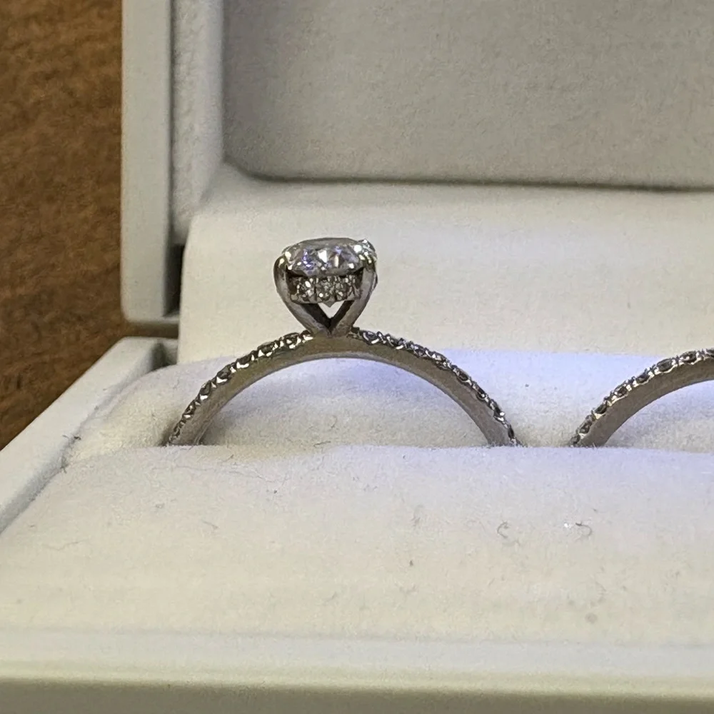 Diamond Rings set - Picture 3 of 7